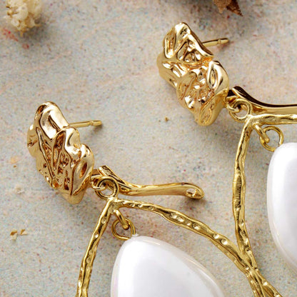 Baroque Pearl Dangle Earring