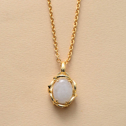 Elegant Ladies Pendant Necklace