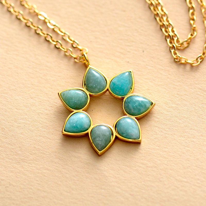 Flower Pendant Necklace